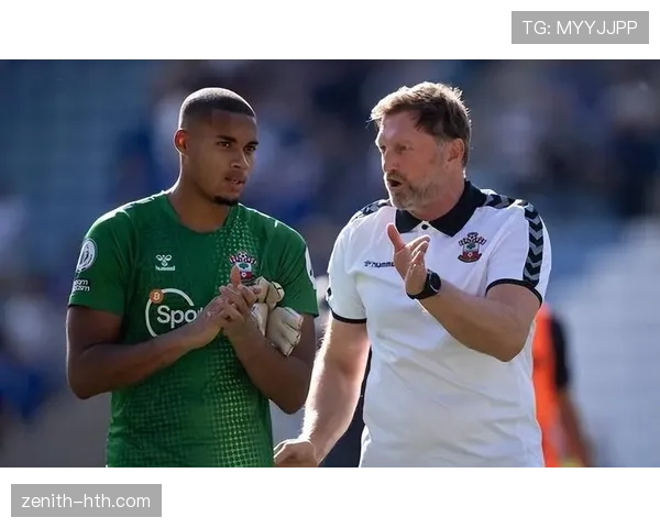 英超拉尔夫·哈森许特尔