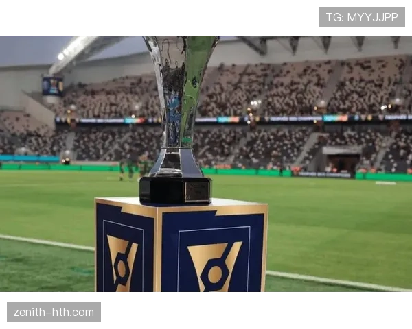 法国超级杯冠军成员：乌加特的巴黎早期荣誉